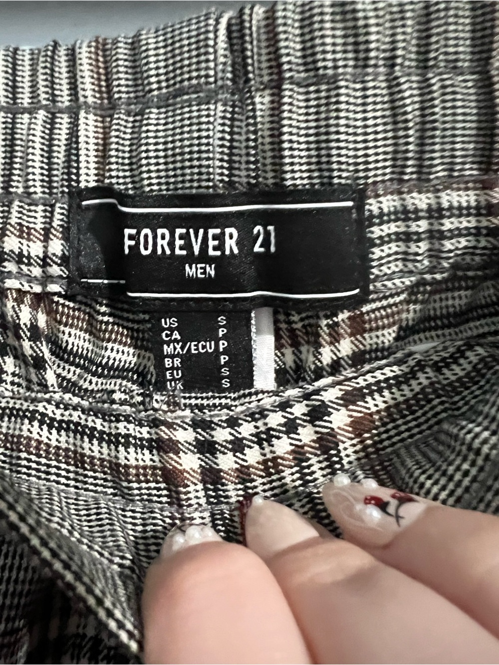 Forever 21 Men's Gray Plaid jogger dress Pants with Black Side Stripes - Picture 3 of 4